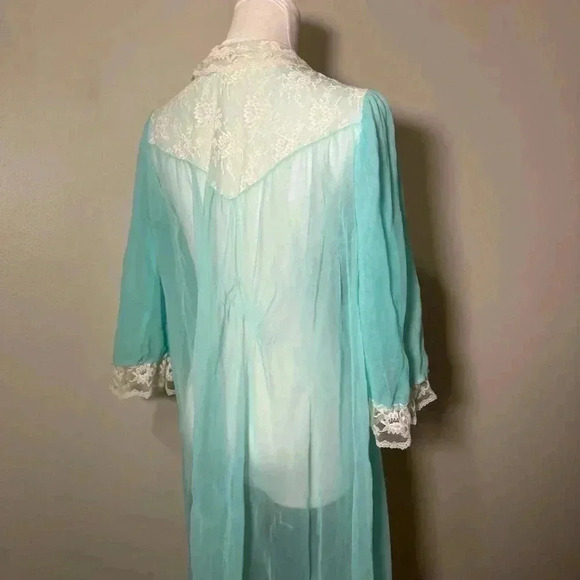 Vintage lace penoir gown and robe M cottagecore coquette - Picture 5 of 5